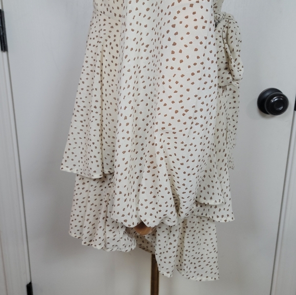 Princess Polly String of Love Cream and Brown Ruffle Romper Size 8 - Picture 6 of 12